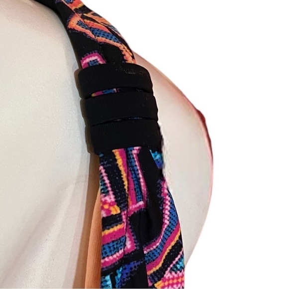 Seafolly Neon Sun Temple Underwire Swim Top Available in 10F (2), 6F, 8F US size - Picture 3 of 7